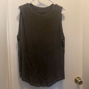 Lulu tank top size 10